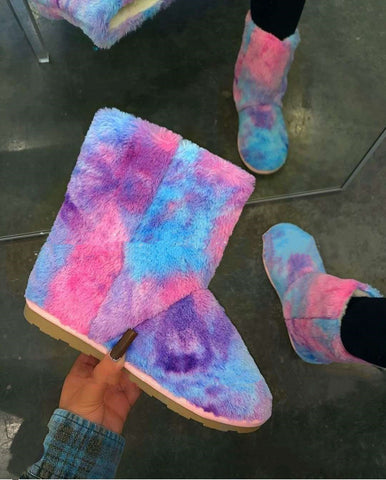 Colored plush boots and cotton shoes