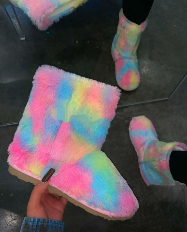 Colored plush boots and cotton shoes