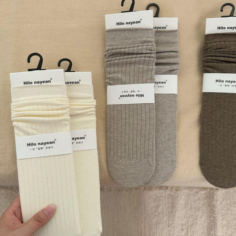 Gentle Vertical Stripe Flat Color Spinning South Korea Color Cream Gray Bunching Socks